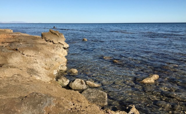 2_santa-pola-rocky-playa.jpg
