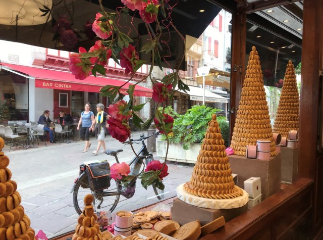 Macarons_Maison Adam.jpg