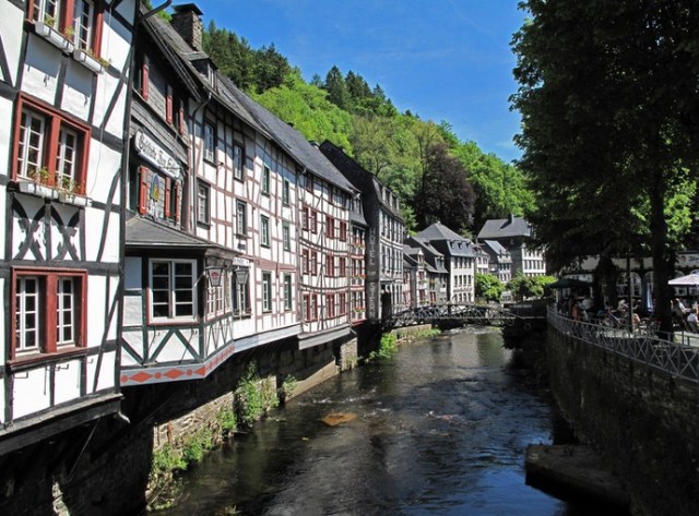 2_Monschau.jpg