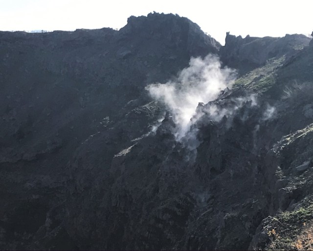 16_Vesuv_Schwefeldampf