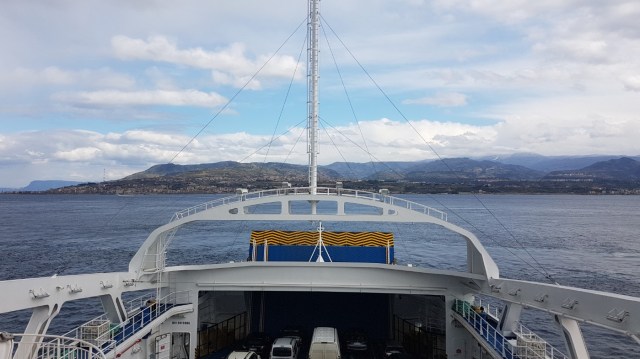 28_Fähre Messina VillaSanGiovanni.jpg