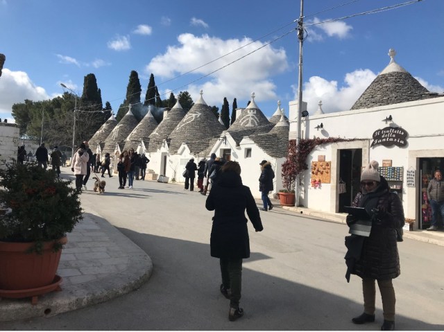 31_Alberobello.jpg