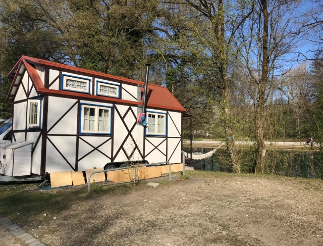 8_TinyHouse.jpg