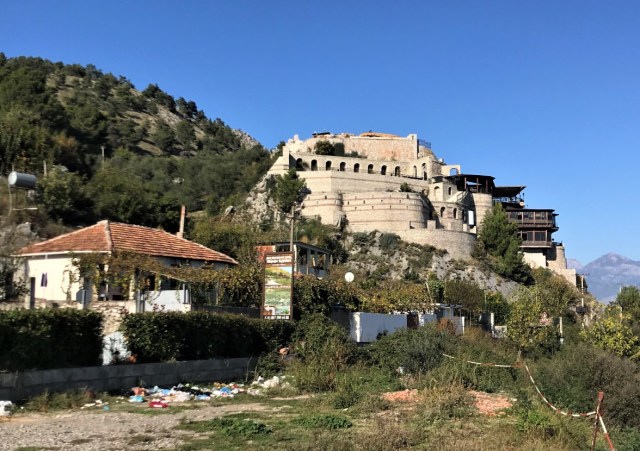 108_15_Luxus&amp;Abfall