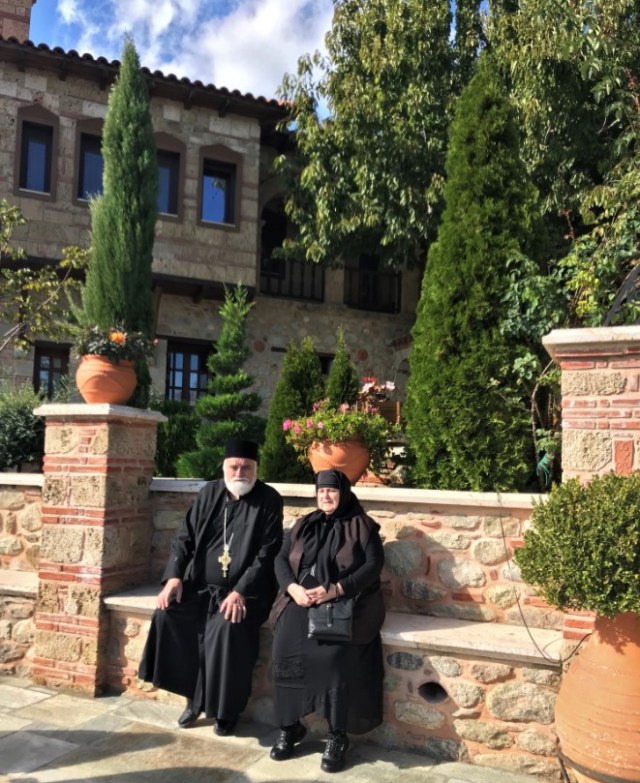 110_11_Mönch&amp;Nonne