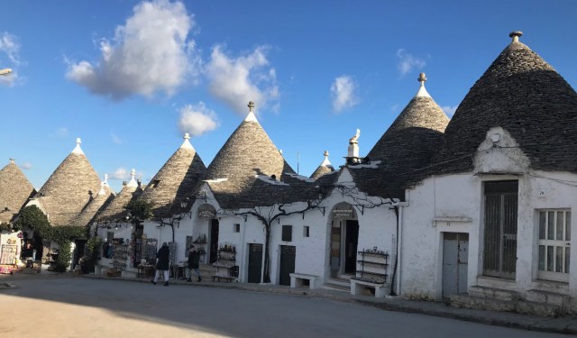 113_05_Alberobello.jpg